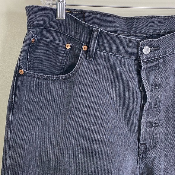 LEVI STRAUSS & CO. 501 MENS GRAY/BLACK JEANS BUTTON CLOSURE 100% COTTON 38W, 36L - Picture 7 of 14